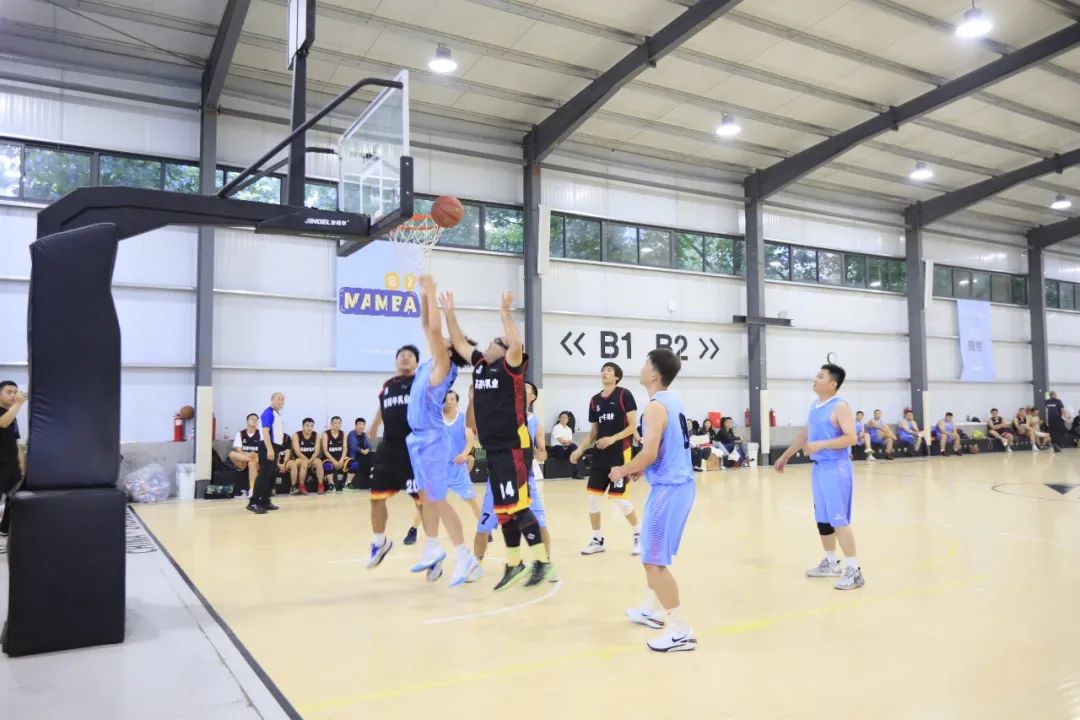 花花牛丨奪冠，奪冠，奪冠?。?！用冠軍為中國健兒喝彩?。。? style=