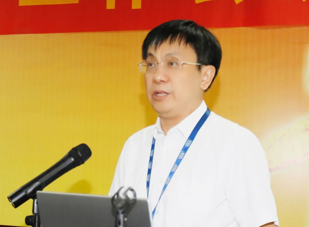 鼓足干勁·再創(chuàng)輝煌 | 花花牛乳業(yè)集團(tuán)召開經(jīng)銷商座談會(huì) 鼓足干勁·再創(chuàng)輝煌 | 花花牛乳業(yè)集團(tuán)召開經(jīng)銷商座談會(huì)