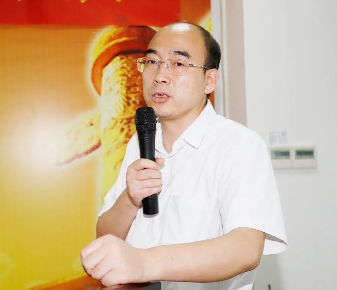 鼓足干勁·再創(chuàng)輝煌 | 花花牛乳業(yè)集團(tuán)召開經(jīng)銷商座談會(huì) 鼓足干勁·再創(chuàng)輝煌 | 花花牛乳業(yè)集團(tuán)召開經(jīng)銷商座談會(huì)