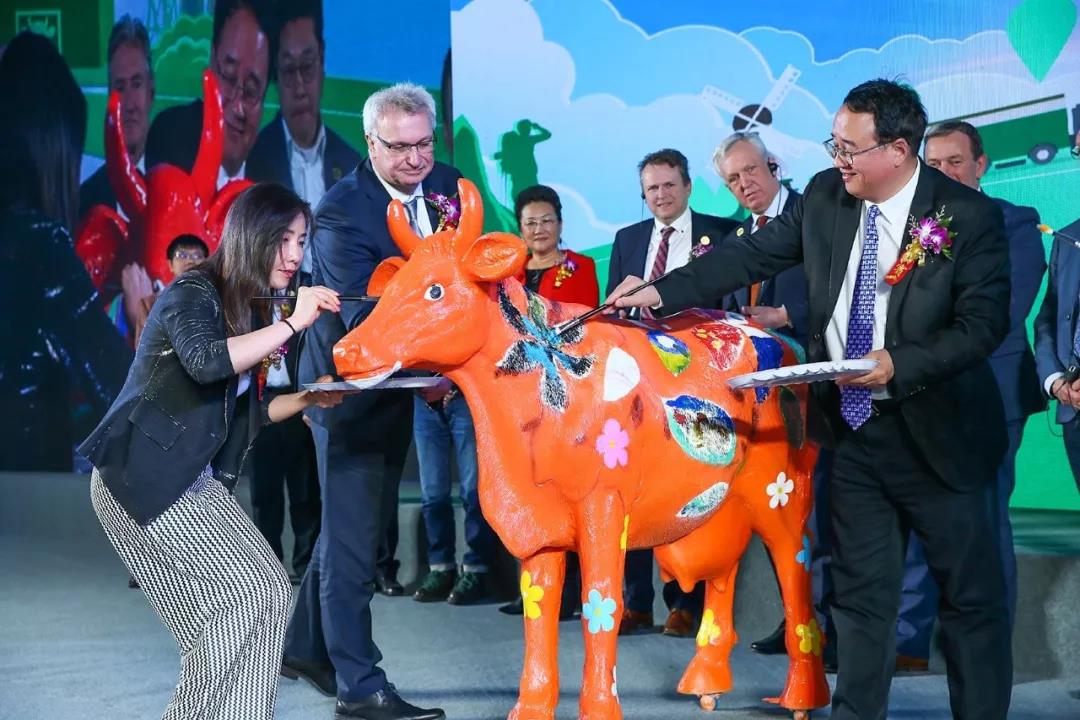 SDDDC走進(jìn)河南，看看花花牛的國(guó)際范兒！