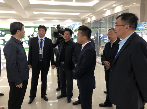 河南省委副書記、省長陳潤兒一行蒞臨 花花牛集團(tuán)魯山瑞亞牧業(yè)有限公司視察調(diào)研