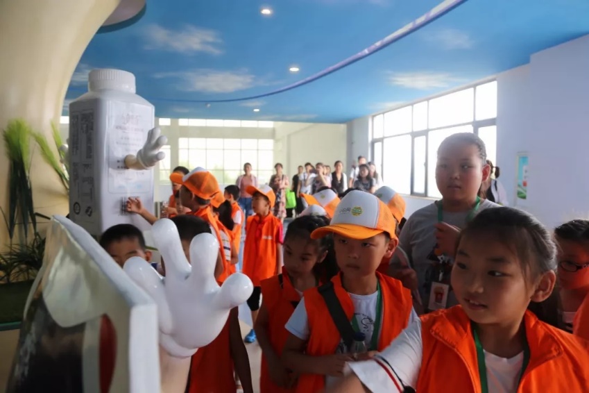 花花牛落實(shí)食品安全企業(yè)主體責(zé)任 積極踐行振興中國(guó)奶業(yè)